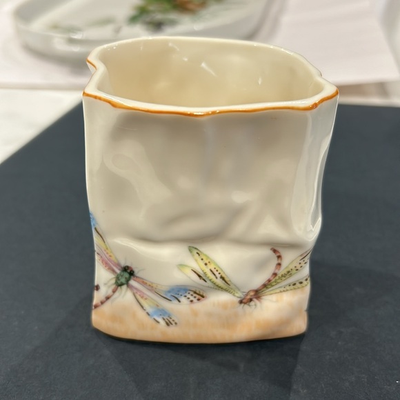 CONSERVATORY by Skye McGhie Fine Porcelain - Picture 3 of 9